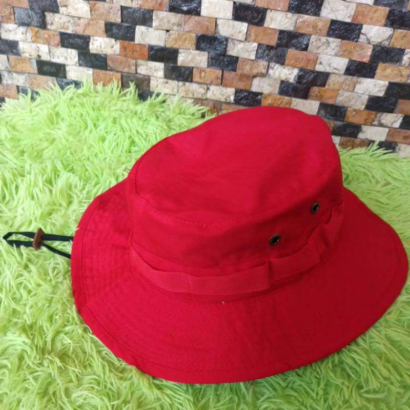 Rimba Adventure Gunung Pita - Merah