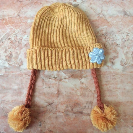 Topi Rajut Kepang Anak Bunga - Kunyit