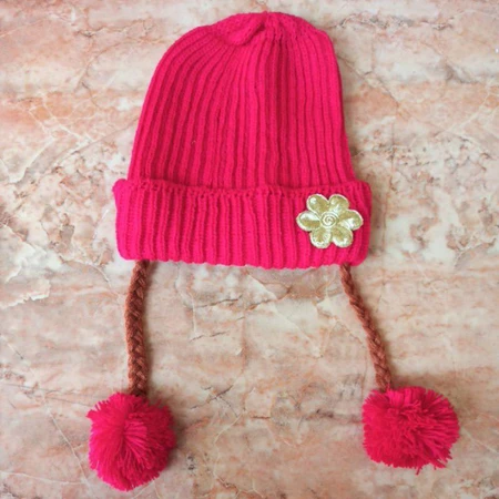 Topi Rajut Kepang Anak Bunga - Merah