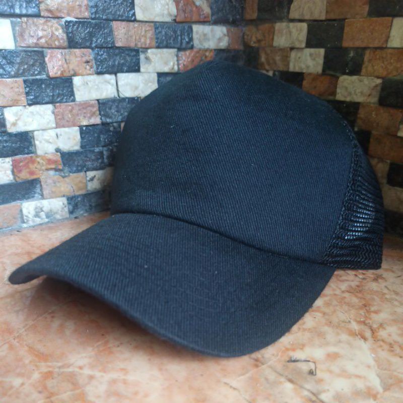 Topi Trucker Polos Premium - Hitam