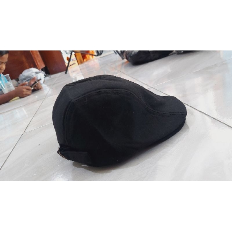 Topi Flatcap Pelukis Topi Katak - Hitam